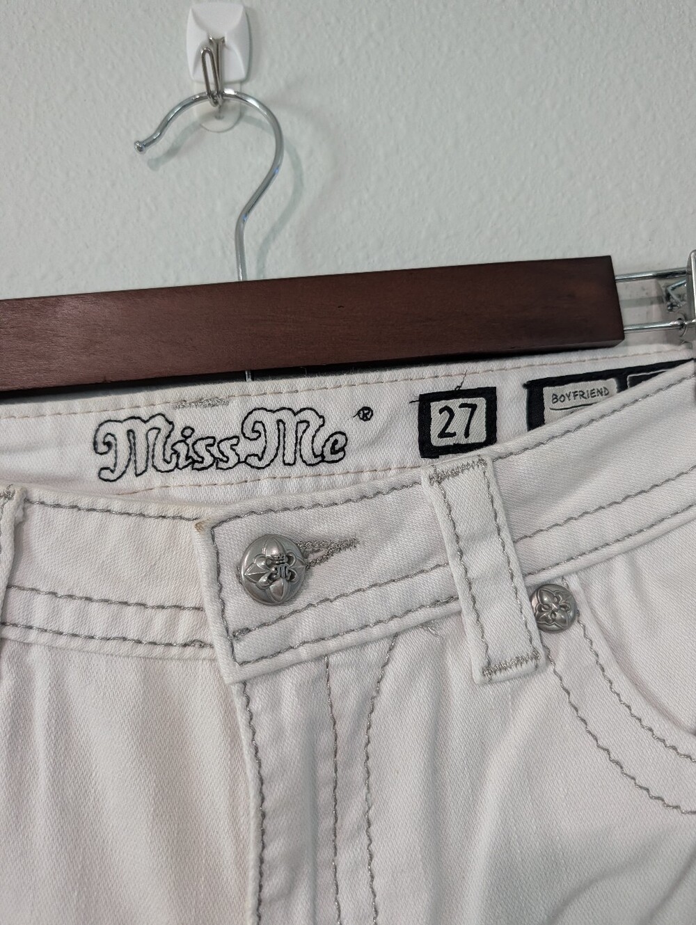 Miss Me Jeans White Boyfriend Capri Size 27 - Picture 2 of 8